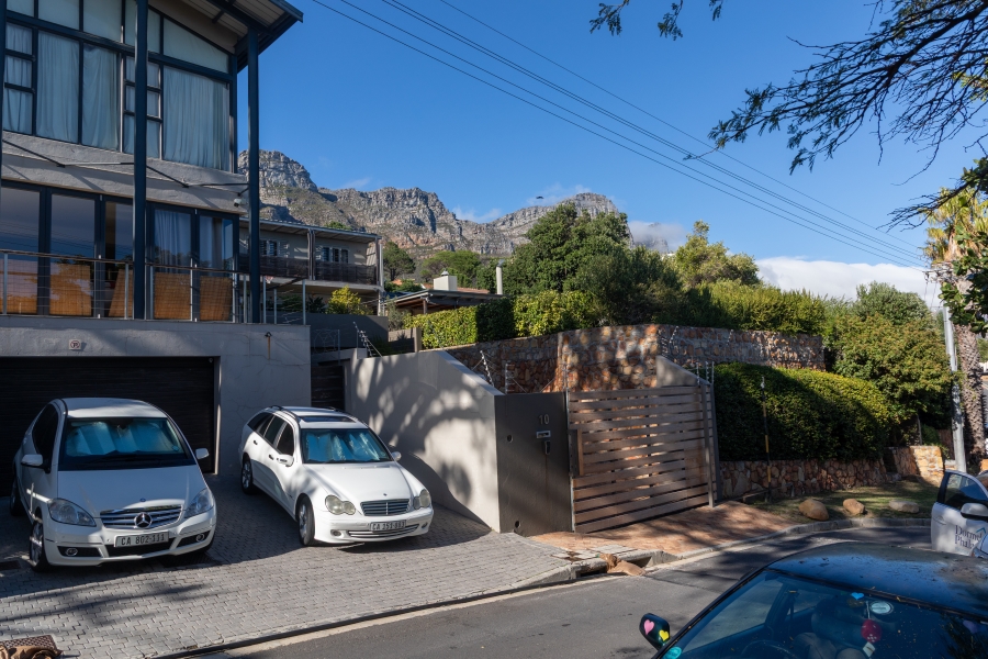 3 Bedroom Property for Sale in Camps Bay Western Cape